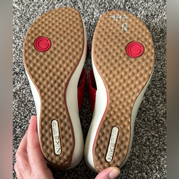 Cole Haan Nike Air Women's Red Slide Wedge Heel Sandals Size 7 - Picture 11 of 13